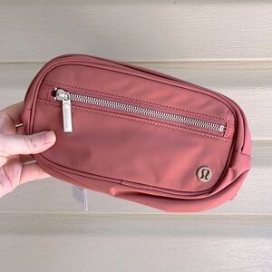 NWT Lululemon Wunderlust Belt Bag New with Tags